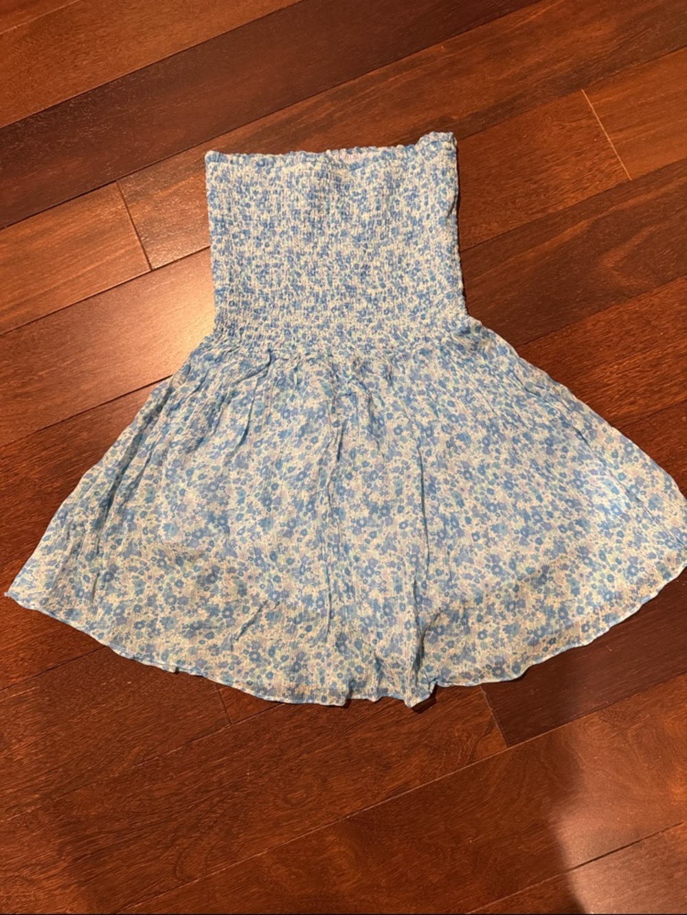 Rays for Days Georgia Strapless Romper in Sandwash Floral - Picture 5 of 9